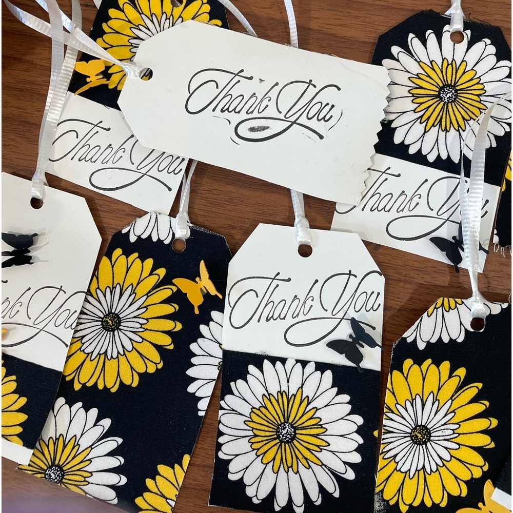 10 Fabric Daisy Butterfly thank you tags